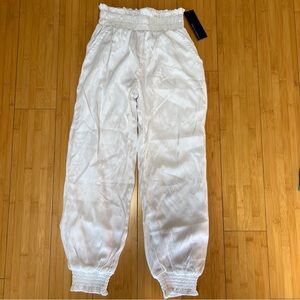 Habitual Kids white satin joggers 🤍 NWT